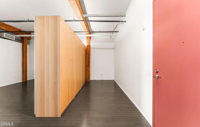 1 bed, 1 bath, 1,420 sqft, $4,300, Unit 532