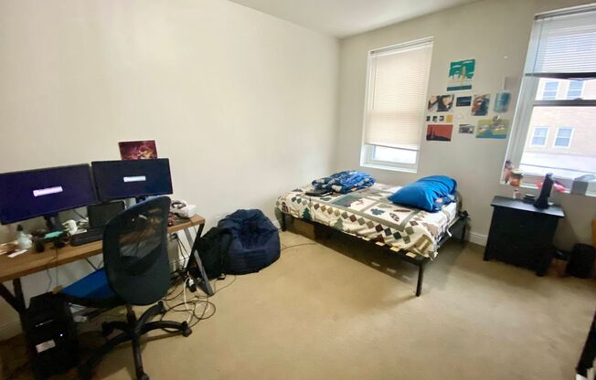 4 beds, 2 baths, 2,000 sqft, $2,200, Unit Front / A
