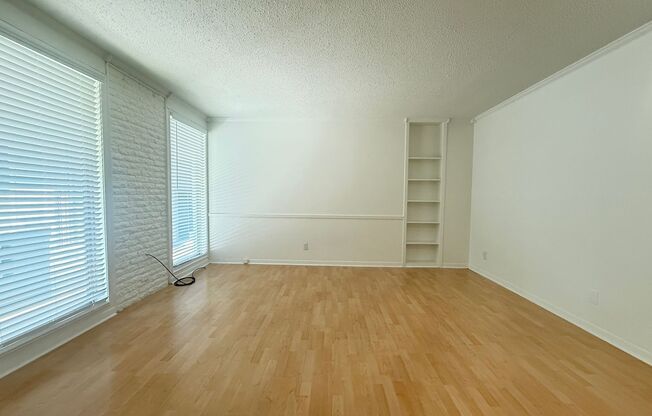 1 bed, 1 bath, 650 sqft, $1,200, Unit PEN-106