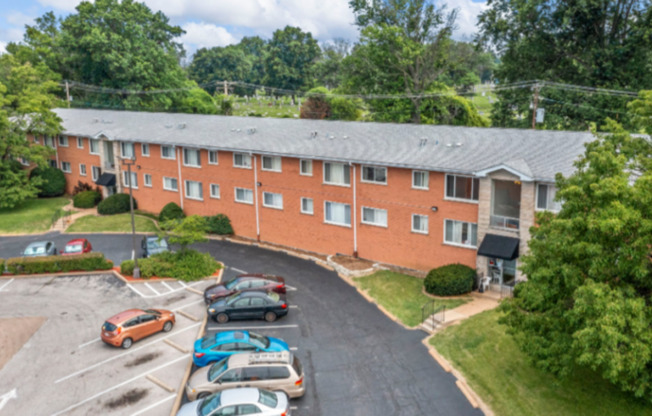 1 bed, 1 bath, 700 sqft, $995, Unit 2A