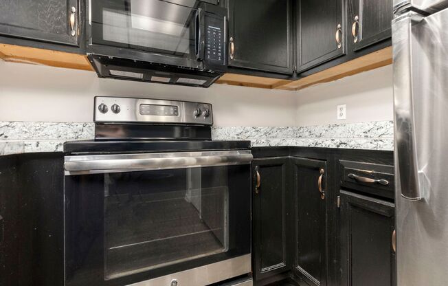 2 beds, 2 baths, $995, Unit 327