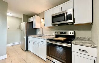 2 beds, 1 bath, $1,125, Unit 1490 #2