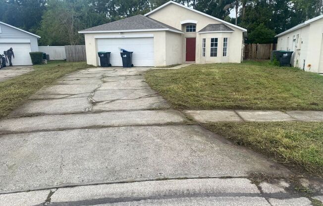 Single Family, 3 bed/2 bath, FOR LEASE/RENT 2106 Donegan Place, Orlando, FL 32826