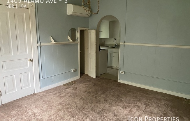 1405 ALAMO AVE