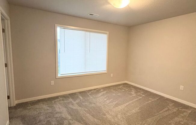 3 beds, 2.5 baths, $2,195