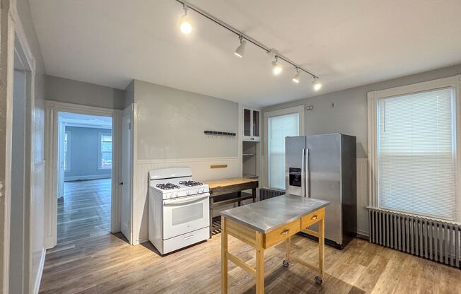 3 beds, 1 bath, 1,323 sqft, $2,700, Unit 46 Foster St. 1st Floor