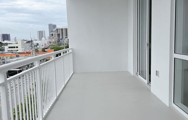 Studio, 1 bath, 962 sqft, $3,150, Unit Unit 405
