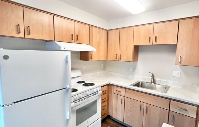 Cougar Creek Apartments