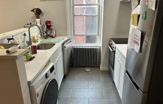 1 bed, 1 bath, $1,250