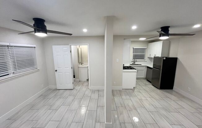 Studio, 1 bath, 500 sqft, $1,299, Unit 1515-01
