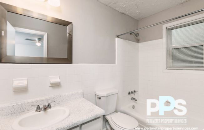 1204 VETERANS MEMORIAL HWY SW