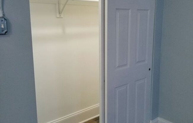 Studio, 1 bath, $1,250, Unit B