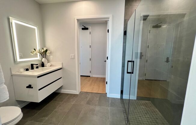 1 bed, 1 bath, 764 sqft, $2,725, Unit 203