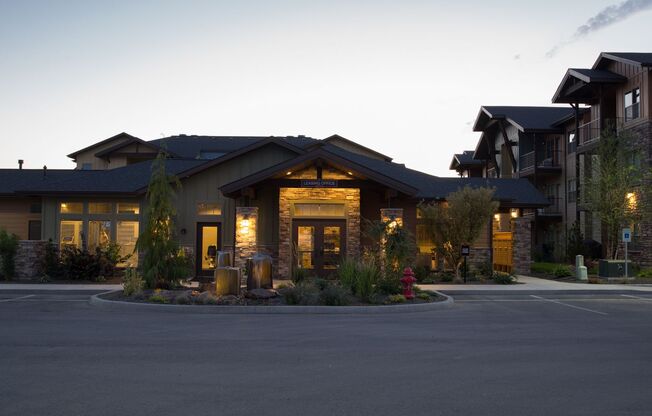 1 bed, 1 bath, 624 sqft, $1,405, Unit 11-201