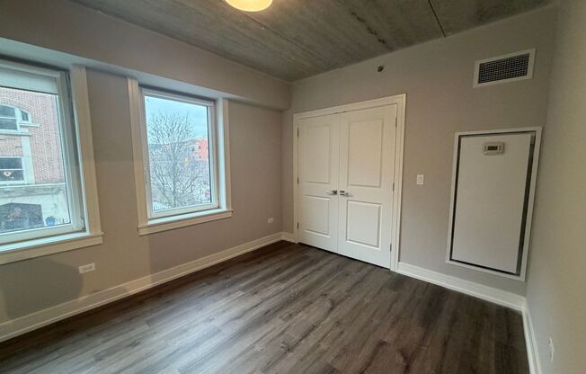 2 beds, 2 baths, 908 sqft, $3,550, Unit 952-205
