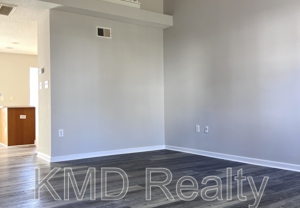 7699 PETREA LN