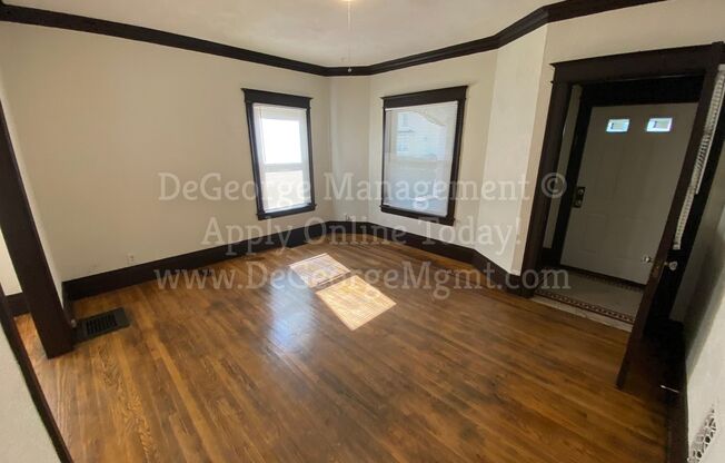 Spacious 3 Bedroom Townhome for Rent in Rochester NY!