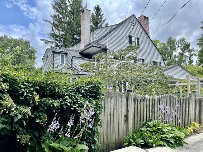 Roland Park Victorian Home in Guilford