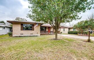 2332 HARTLINE DR