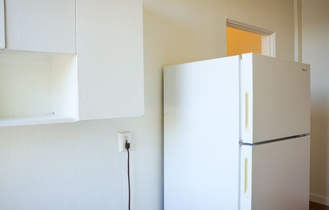 N Portland - Kenton Open-Plan 1-Bed Ready Early July!