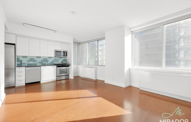 1 bed, 1 bath, $4,595, Unit 32L