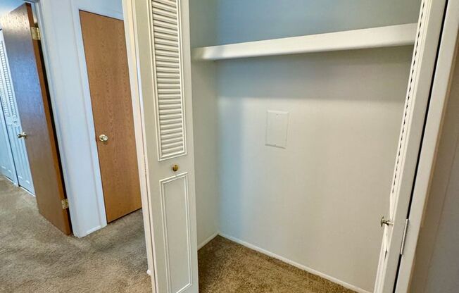 2 beds, 1 bath, 850 sqft, $1,345, Unit 507