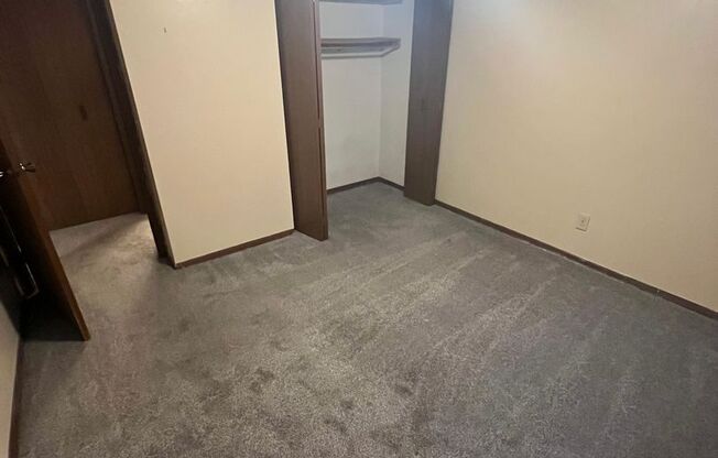 1 bed, 1 bath, $675, Unit 10