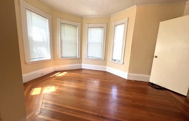 53 LITCHFIELD ST