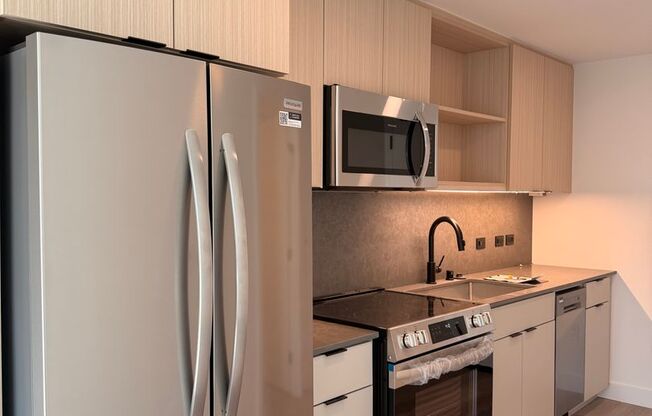 Studio, 1 bath, 362 sqft, $2,310, Unit 504