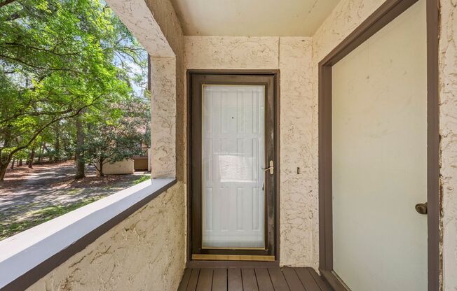 Enjoy Carefree Living in Bluewater Bay!