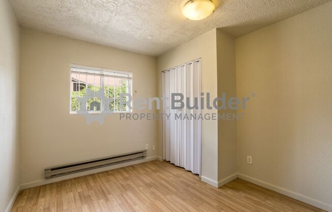 1 bed, 1 bath, 900 sqft, $1,195