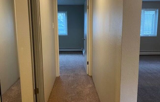 2 beds, 1 bath, 785 sqft, $1,195, Unit D103