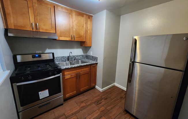 Studio, 1 bath, 380 sqft, $1,245, Unit 2600105