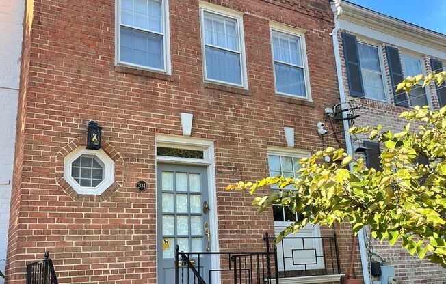 Alexandria/Old Town/Yates Gardens - 204 Jefferson Street - $4,995.00