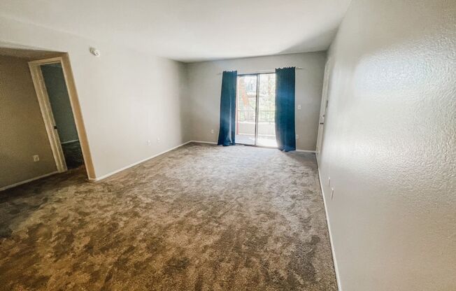 2 beds, 2 baths, $1,499, Unit # 614