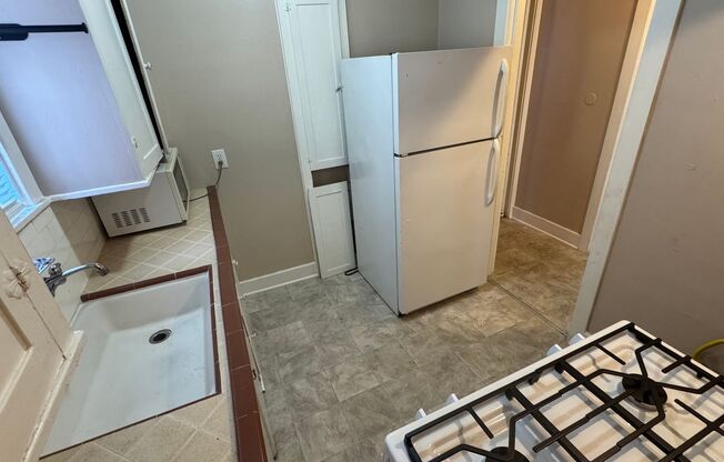 1 bed, 1 bath, $1,595, Unit 2125 #2