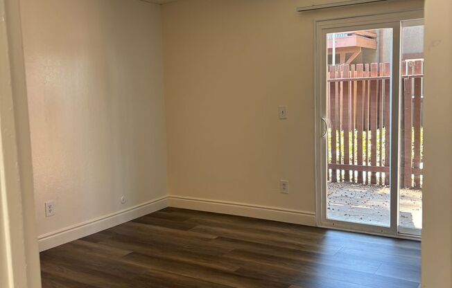 1444 Snooty Fox Apartments