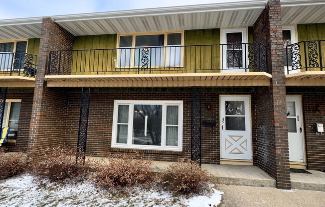 Badger Creek Apartments