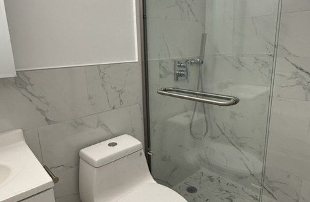 2 beds, 2 baths, 1 sqft, $6,450, Unit 22B