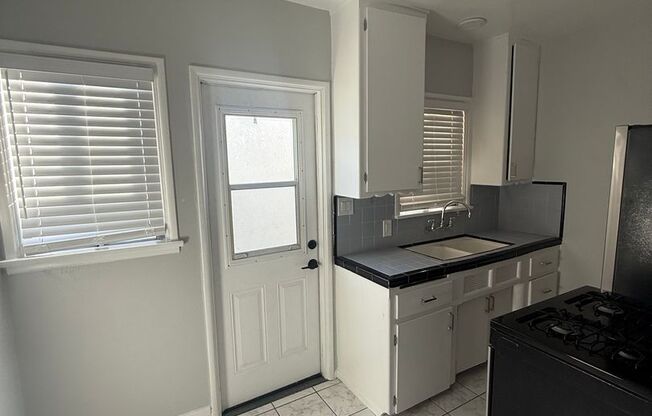 924-934 Termino Ave., Long Beach, CA