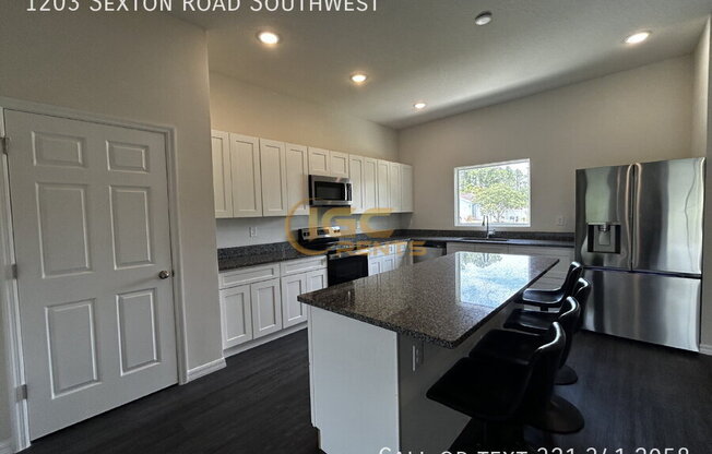 1203 SEXTON RD SW