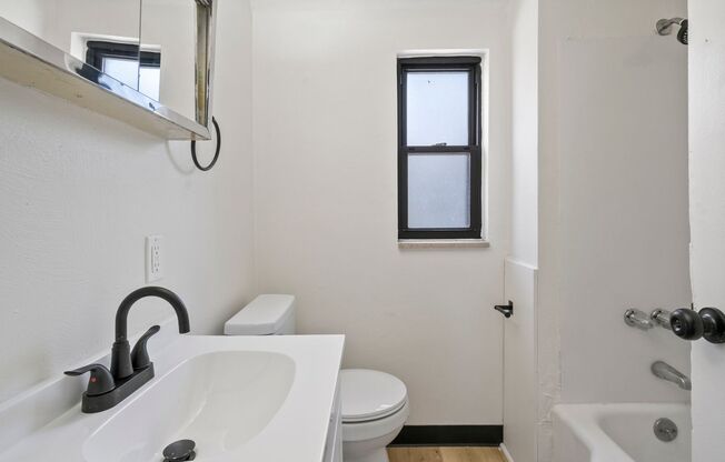 21-62 Melvin Court (Melvin Court Complex)