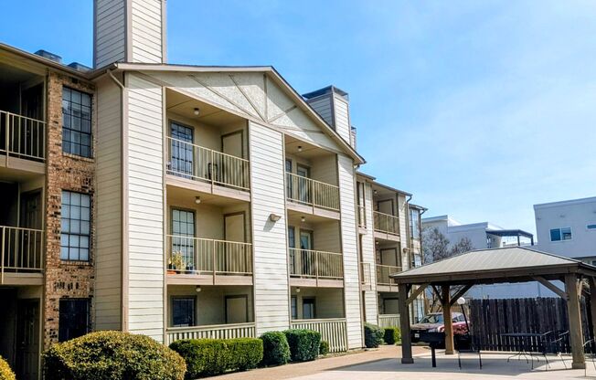 Bennett Place Apartments