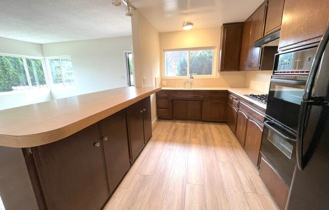 1 bed, 1 bath, $2,295, Unit 329 #A