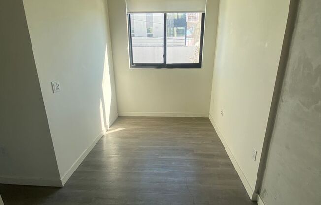 Studio, 1 bath, 436 sqft, $2,395, Unit Unit 215