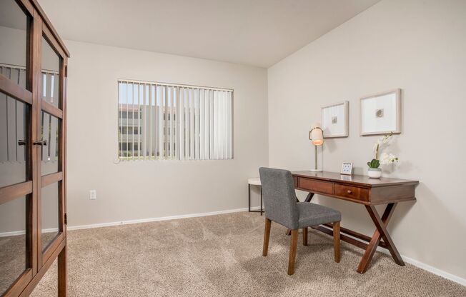 2 beds, 2 baths, 972 sqft, $1,599, Unit 320