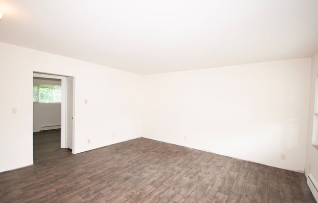 Parkway Apartments (108)