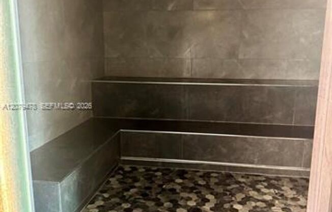 1 bed, 1.5 baths, $3,300, Unit # 2405