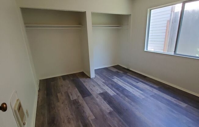 2 beds, 1 bath, 850 sqft, $1,699, Unit 1