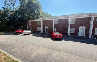2bed/1ba Apt off S Main Kannapolis close to Downtown Kannapolis & Hwy 73